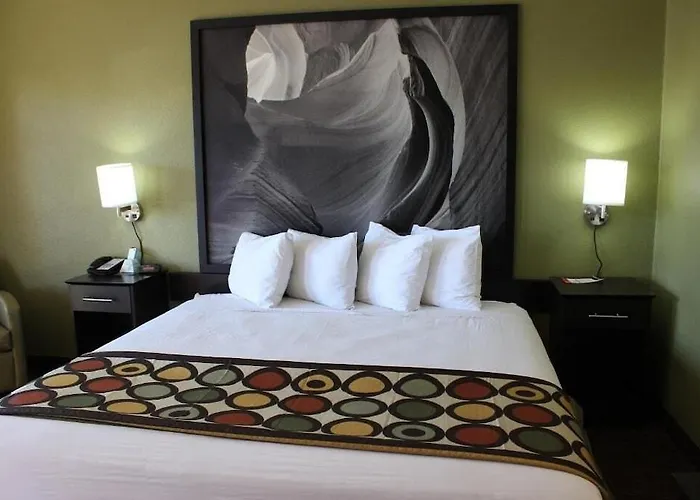 Super 8 By Wyndham Nau/downtown Conference Center Flagstaff